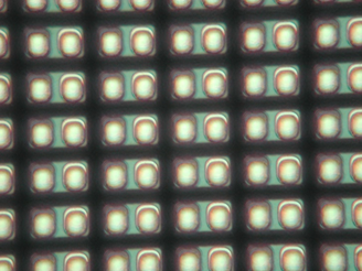 NChip size：12 μm x 24 μm, chip spacing 5 μm